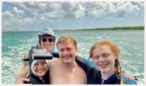 Bruns-Kyler family in Aruba.
